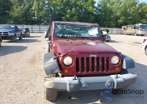 2010 Jeep Wrangler Sport z USA, uszkodzony, nr VIN 1J4AA2D10AL224136